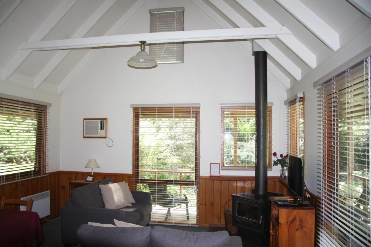 Shady Brook Cottages Harrietville Εξωτερικό φωτογραφία